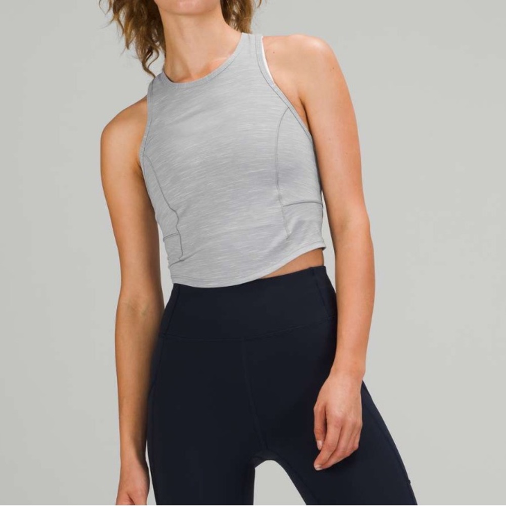 NWT lululemon Power Thru Tank Top. Size 6. Color Rhino Grey